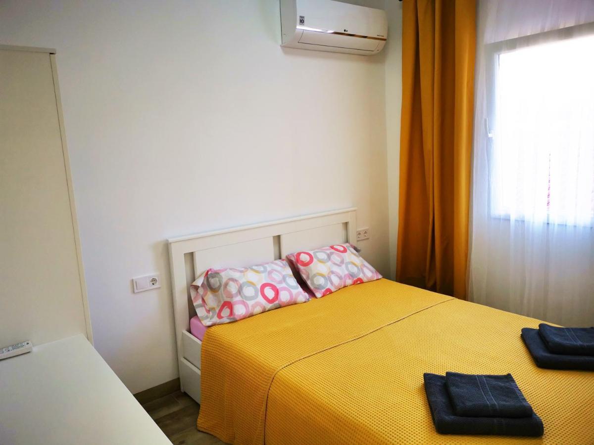 Sunnyspainholidays Apartments Malaga Exterior photo